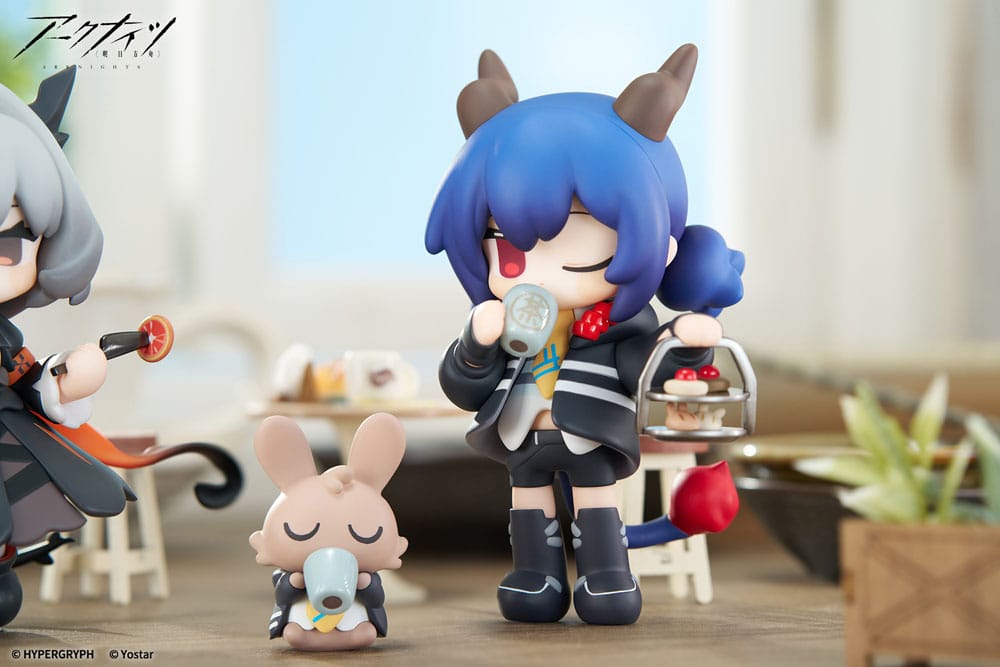 Arknights Would You Like A Dessert? Mini Series PVC Statue Ch'en 11 cm   