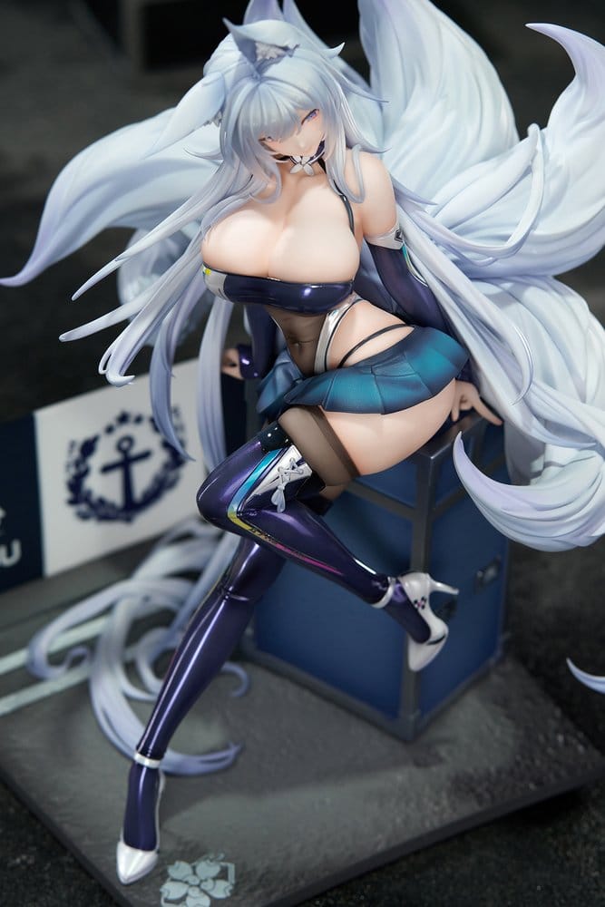 Azur Lane PVC Figur 1/7 Shinano Moonlit Chrome Ver. Acrylic Special Edition w/Display 25 cm