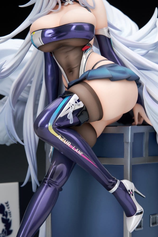 Azur Lane PVC Figur 1/7 Shinano Moonlit Chrome Ver. Acrylic Special Edition w/Display 25 cm