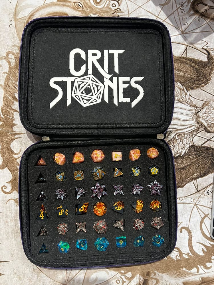 CritStones Würfeltasche Arcanum Schwarz