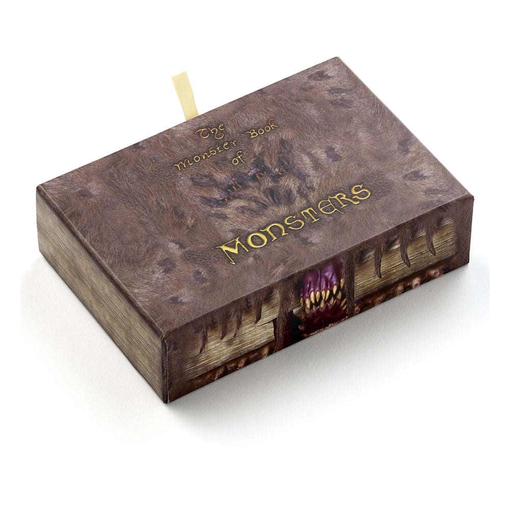 Harry Potter: Monster Book Schlüsselanhänger und Ansteckpin Geschenkset 