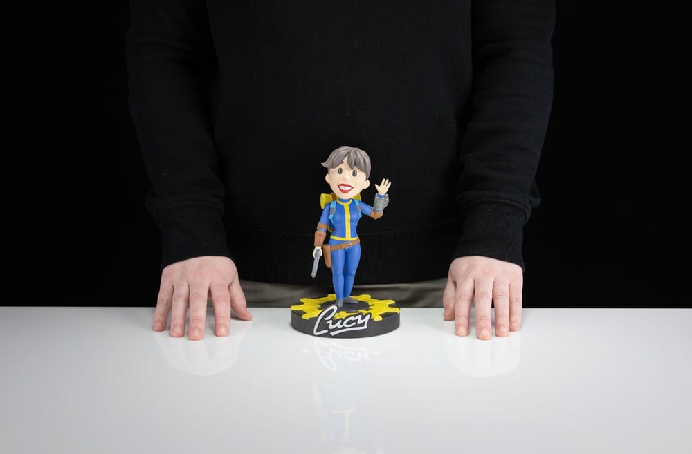 Fallout Vinyl Figur Lucy 20 cm  