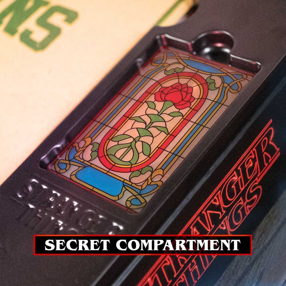 Stranger Things Hawkins Memories Kit Vecna´s Course Limited Edition  