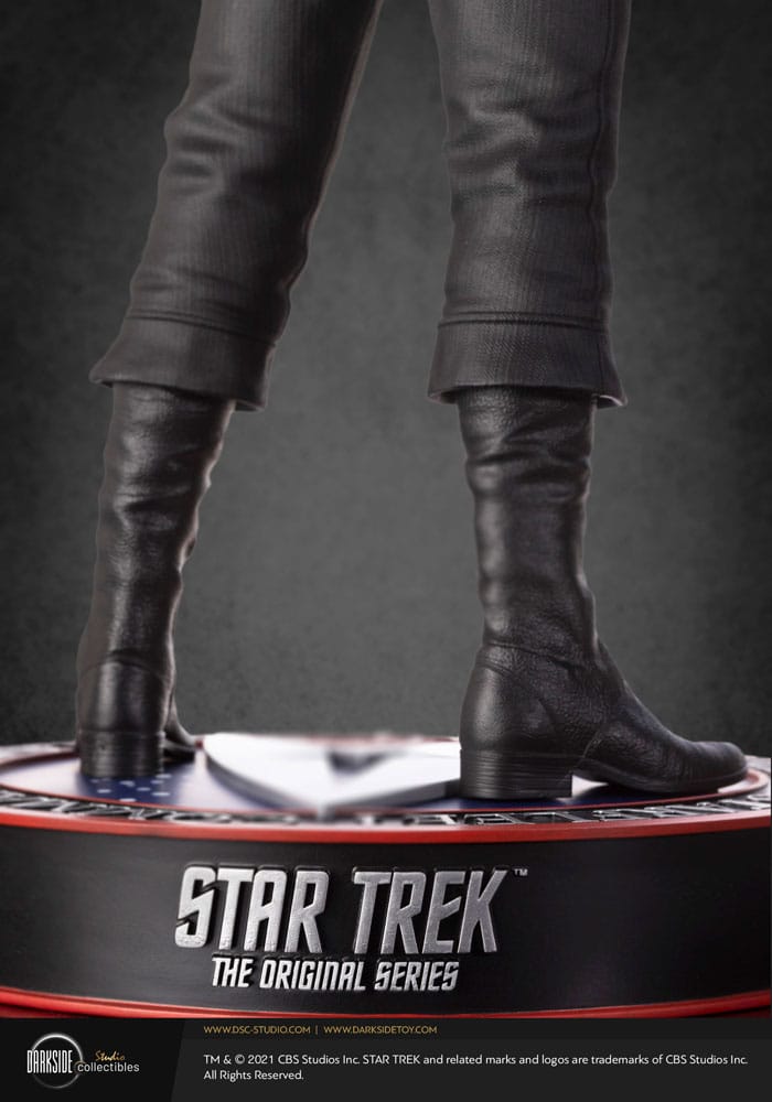 Star Trek Musuem Statue 1/3 Captain James T Kirk 64 cm