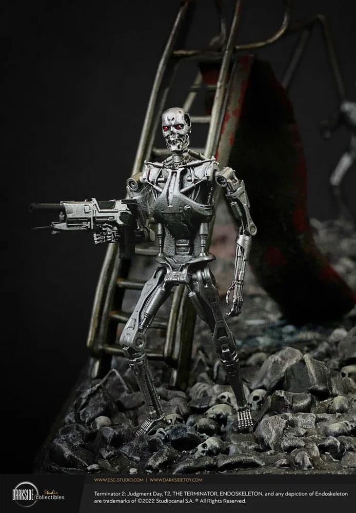 Terminator 2 Judgment Day Replik Aerial Hunter Killer 30th Anniversary Edition 60 cm