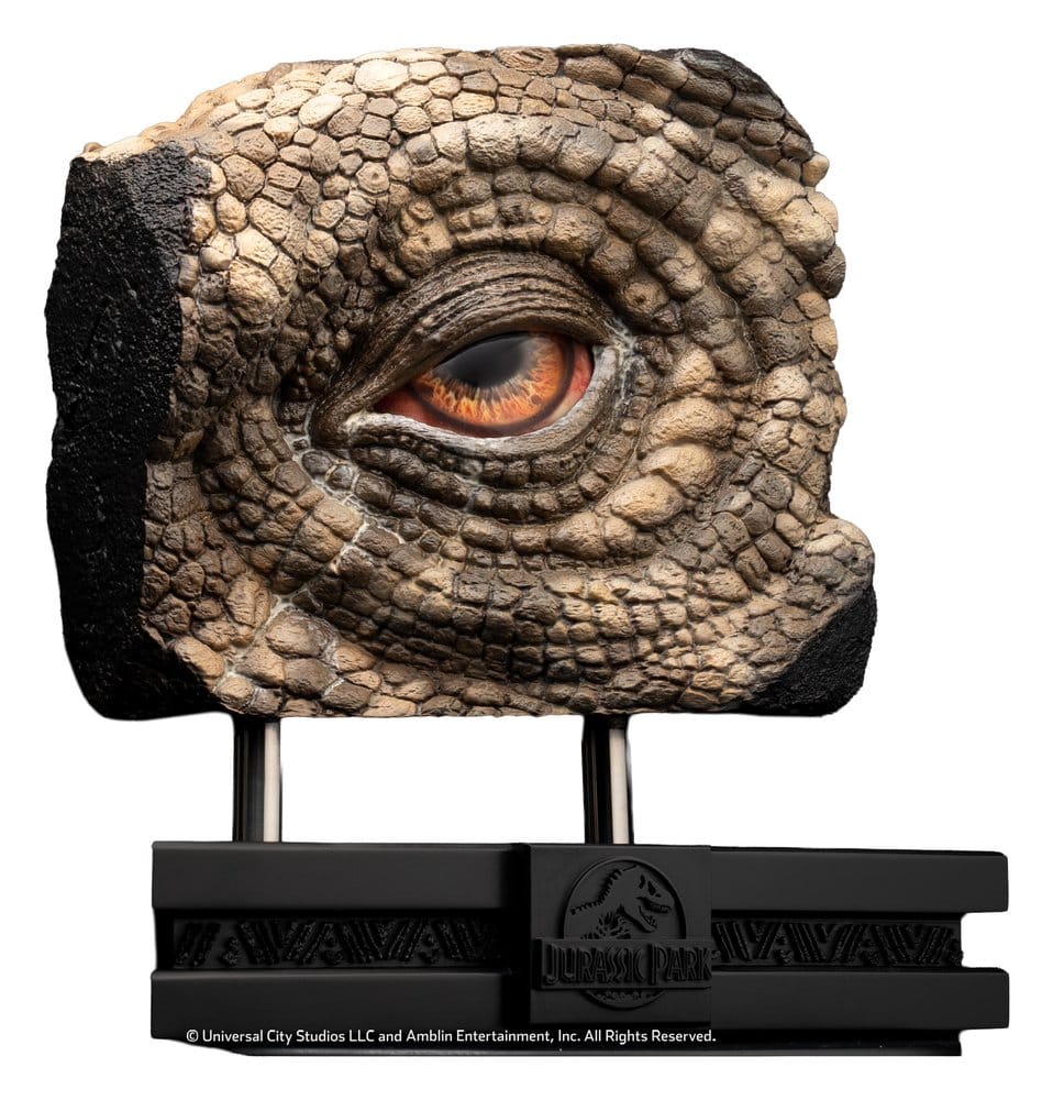 Jurassic Park Statue Triceratops Eye Prop (Reproduction) 35 cm     