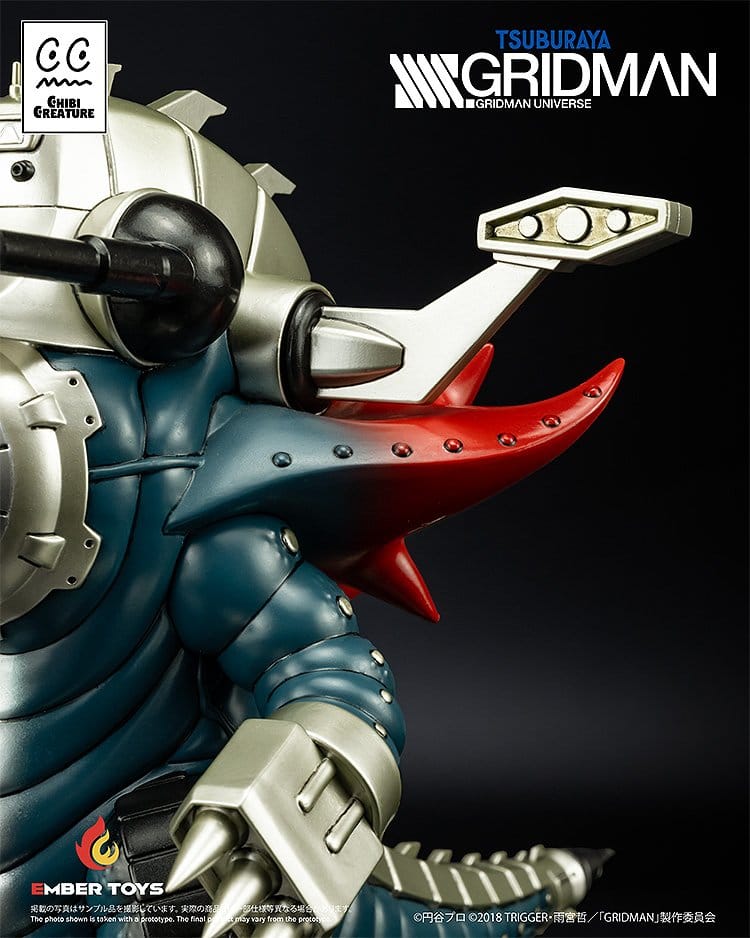 SSSS. Gridman Vinyl Figur Chibi Creature Mecha Ghoulghilas the Revenge Kaiju 14 cm           