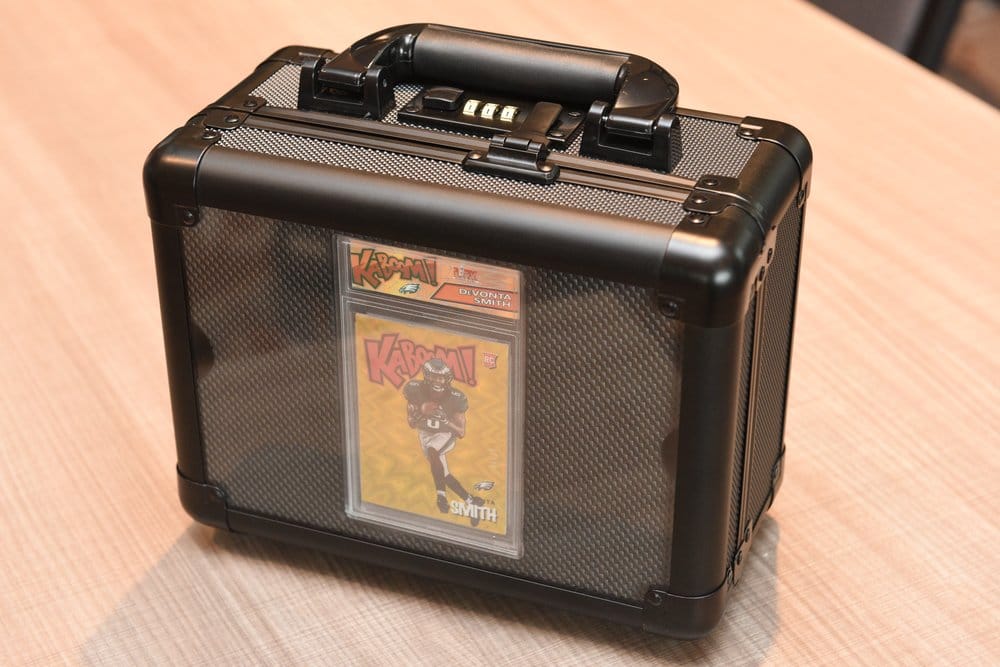 Evoretro Graded Card Display- und Transportkoffer mit Sichtfenster Schwarz