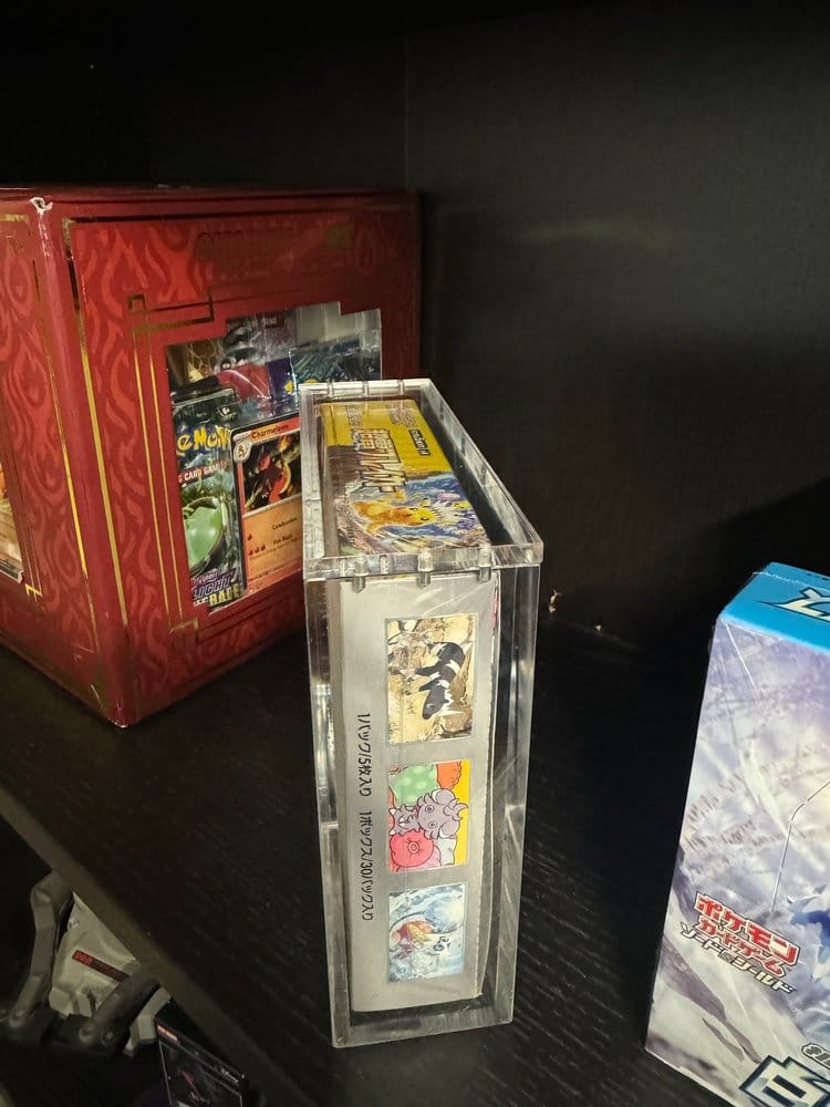 Evoretro Acryl Display Case für Pokémon Große Japanische Booster Box