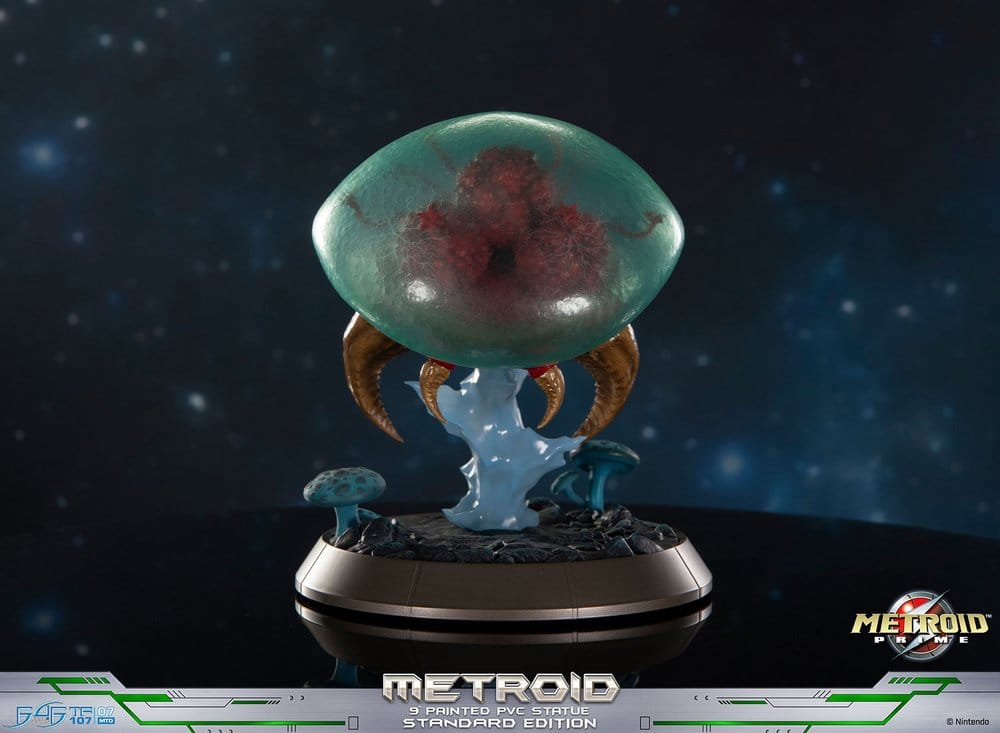 Metroid Prime PVC Figur Metroid (Standard) (Glow in the Dark) 21 cm