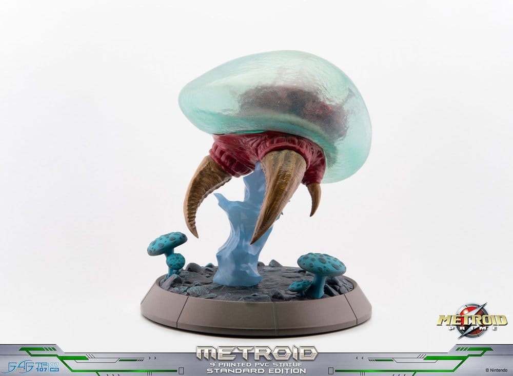Metroid Prime PVC Figur Metroid (Standard) (Glow in the Dark) 21 cm