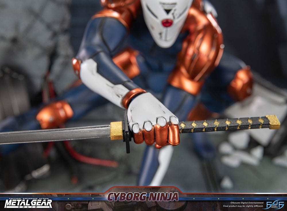 Metal Gear Solid Statue Cyborg Ninja (Gray Fox) 41 cm