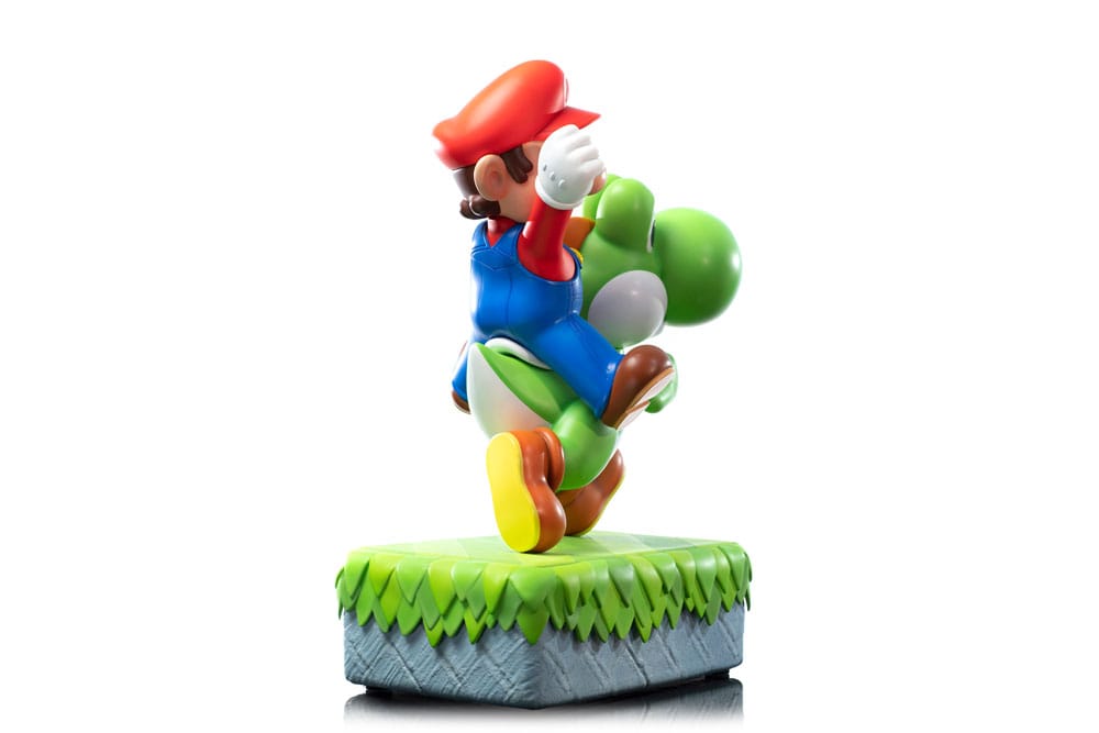 Super Mario Statue Mario & Yoshi Exclusive Edition 48 cm