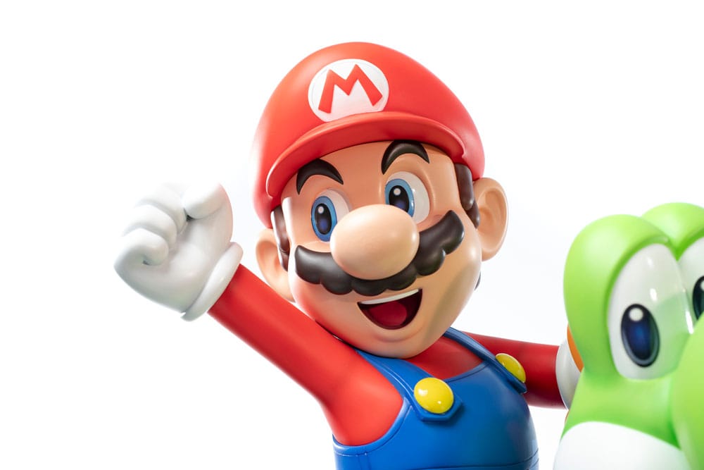 Super Mario Statue Mario & Yoshi Exclusive Edition 48 cm