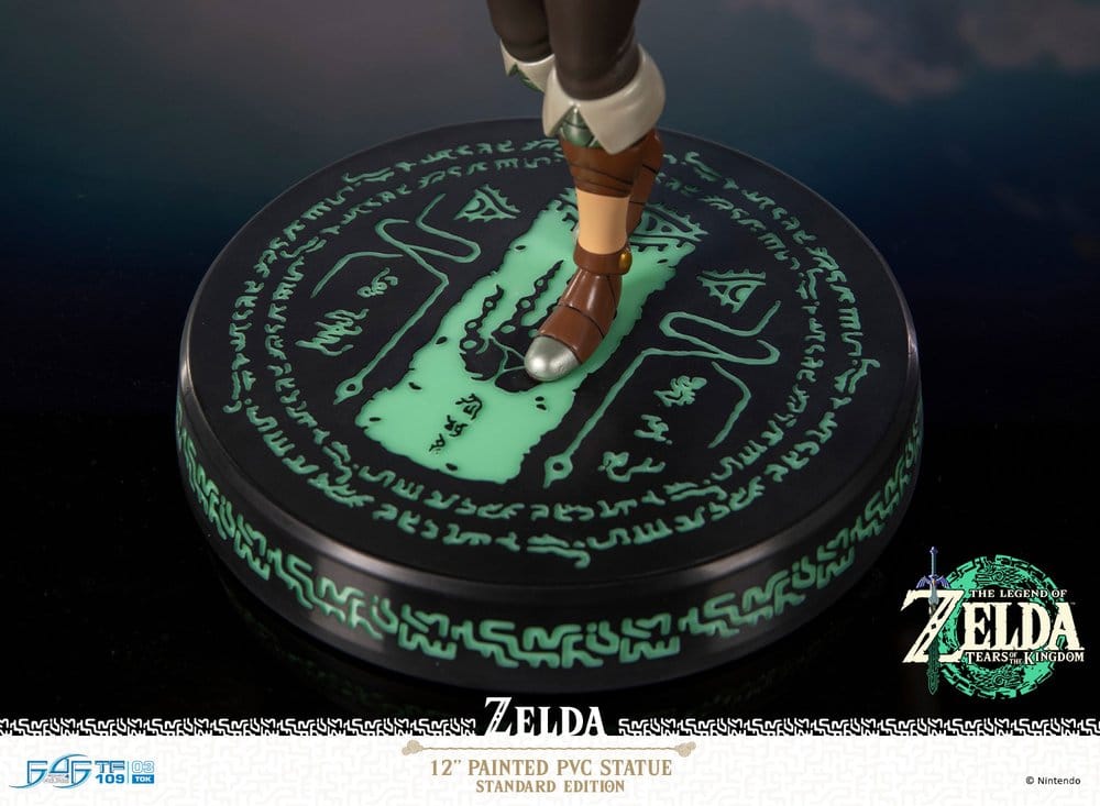 The Legend of Zelda: Tears of the Kingdom PVC Figur Zelda 31 cm