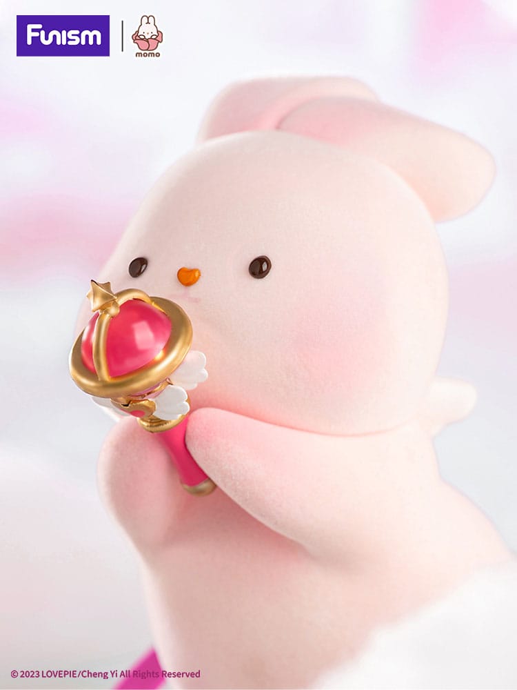 Momo Bunny Statue Magic Bunny 22 cm      