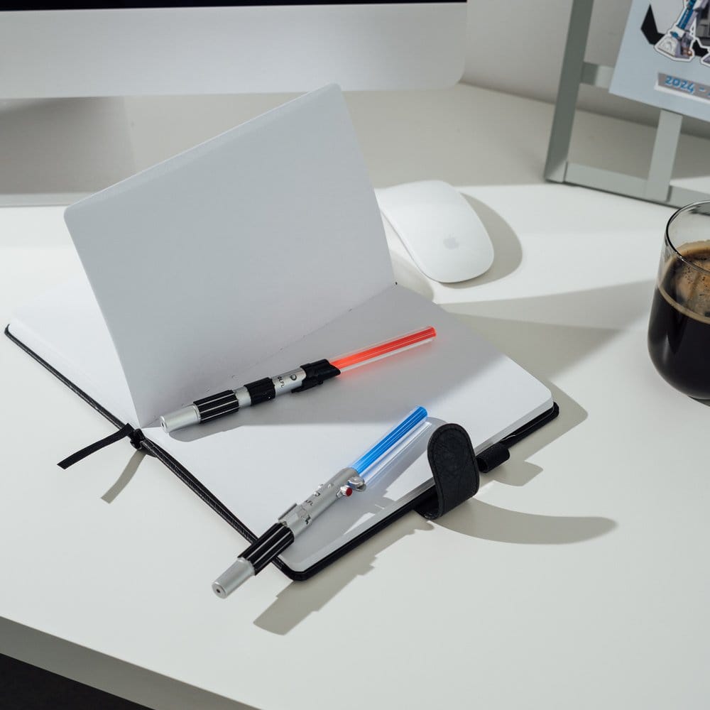 Star Wars Set mit 2 Lichtschwert-Stiften  Luke Skywalker & Darth Vader