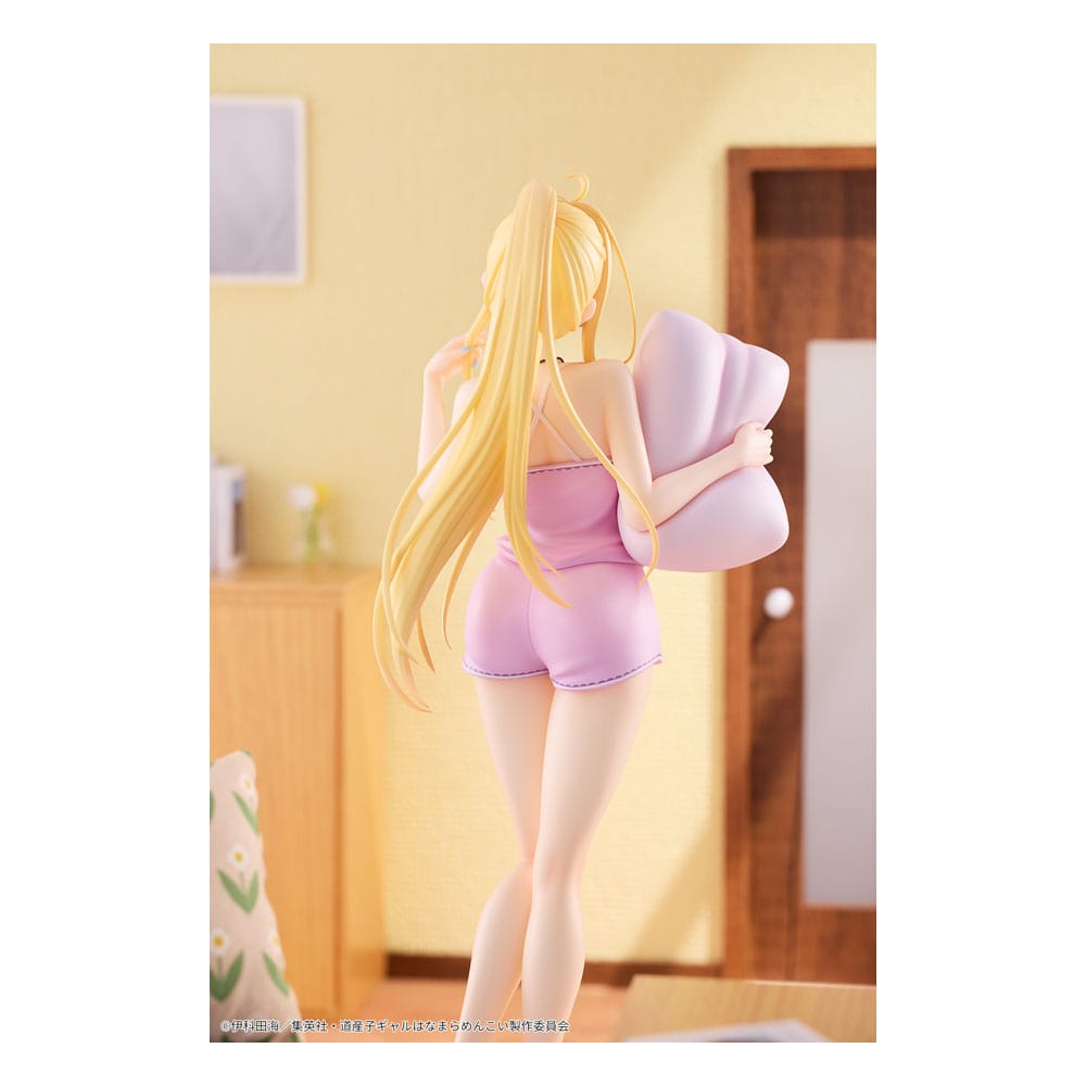 Hokkaido Gals Are Super Adorable! PVC Statue 1/6 Minami Fuyuki Pajama Ver. 27 cm  