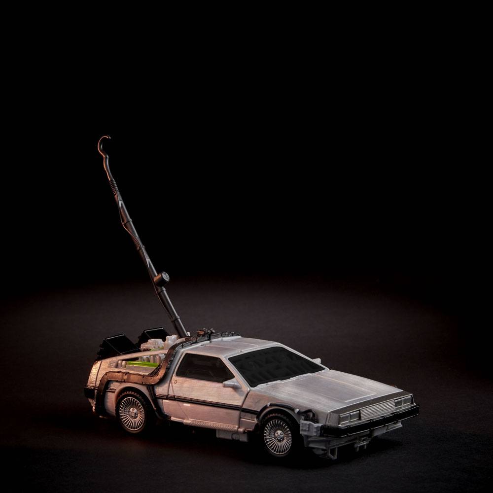 Transformers x Zurück in die Zukunft Actionfigur Delorian 14 cm