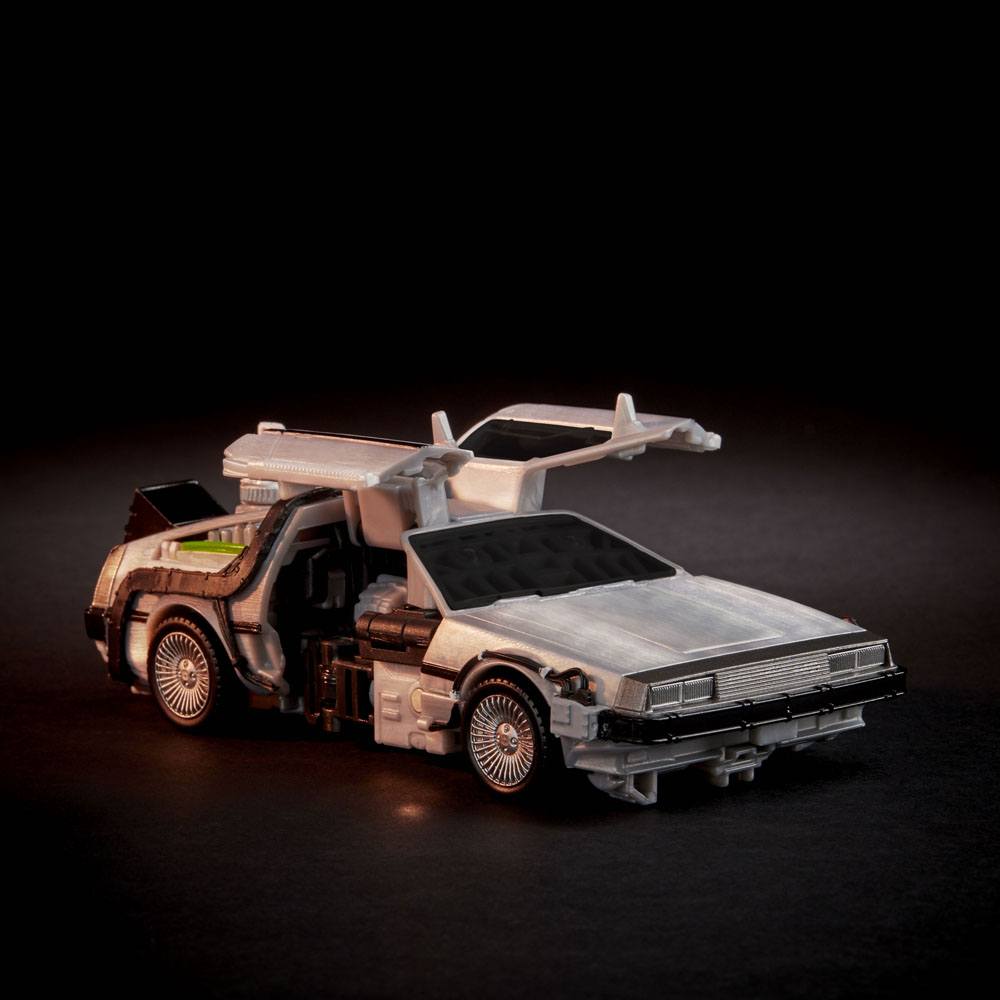 Transformers x Zurück in die Zukunft Actionfigur Delorian 14 cm