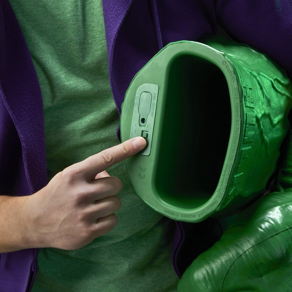 The Incredible Hulk Marvel Legends Premium Roleplay-Fäuste