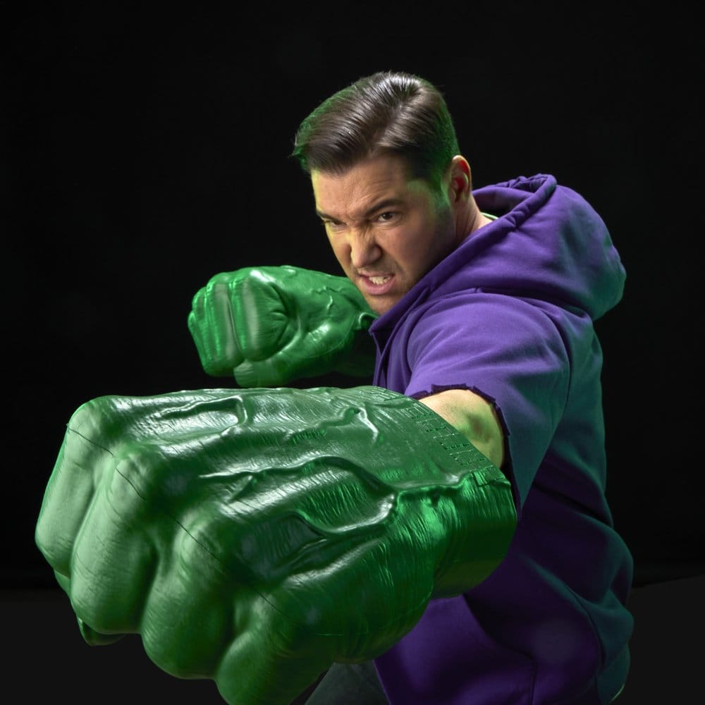 The Incredible Hulk Marvel Legends Premium Roleplay-Fäuste