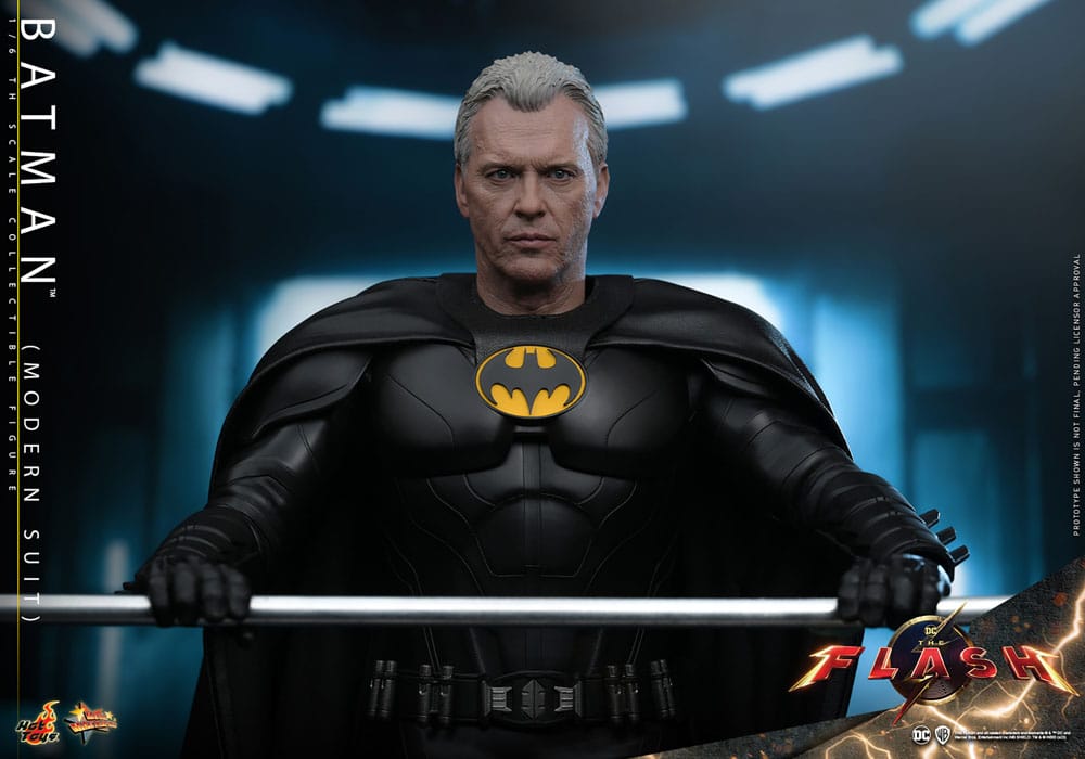The Flash Movie Masterpiece Actionfigur 1/6 Batman (Modern Suit) 30 cm