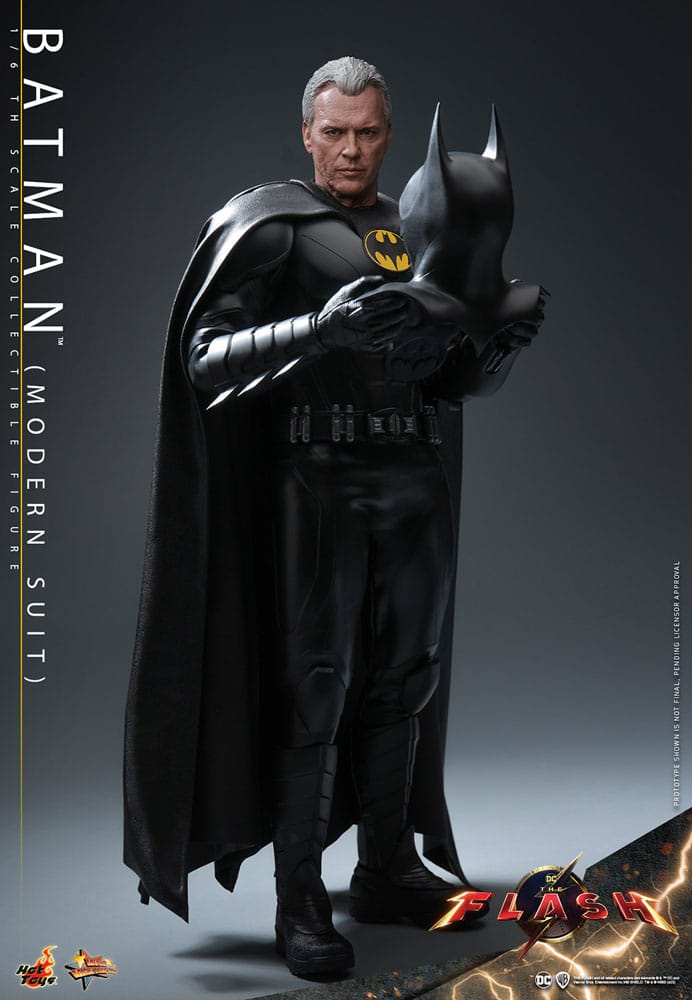 The Flash Movie Masterpiece Actionfigur 1/6 Batman (Modern Suit) 30 cm