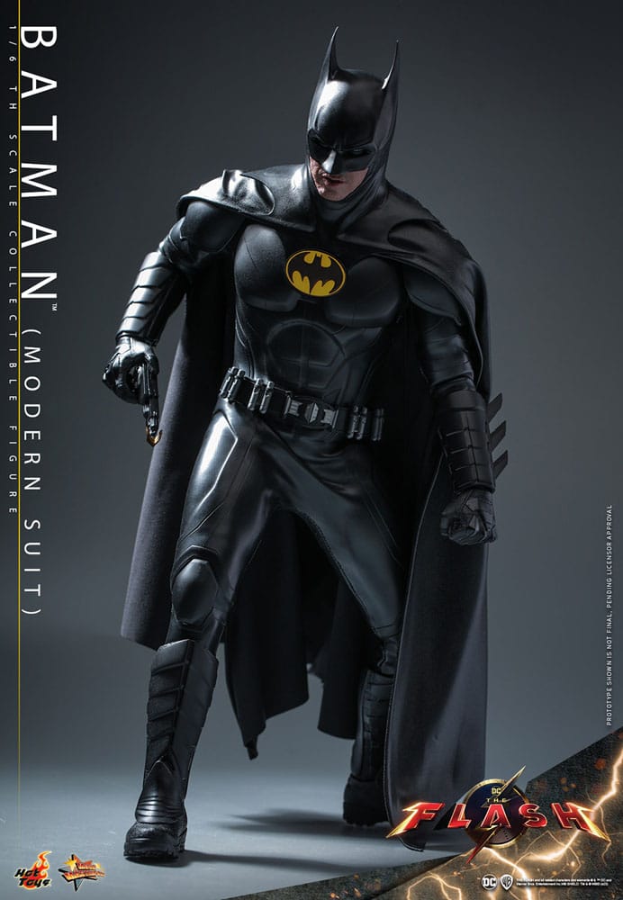 The Flash Movie Masterpiece Actionfigur 1/6 Batman (Modern Suit) 30 cm