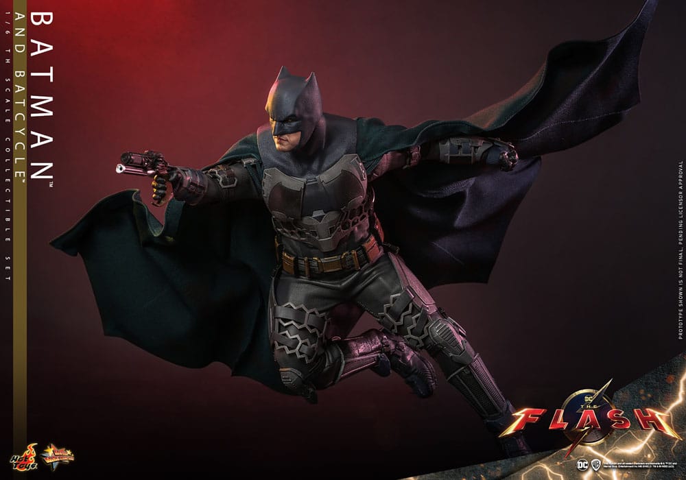 The Flash Movie Masterpiece Actionfigur mit Fahrzeug 1/6 Batman & Batcycle Set 30 cm