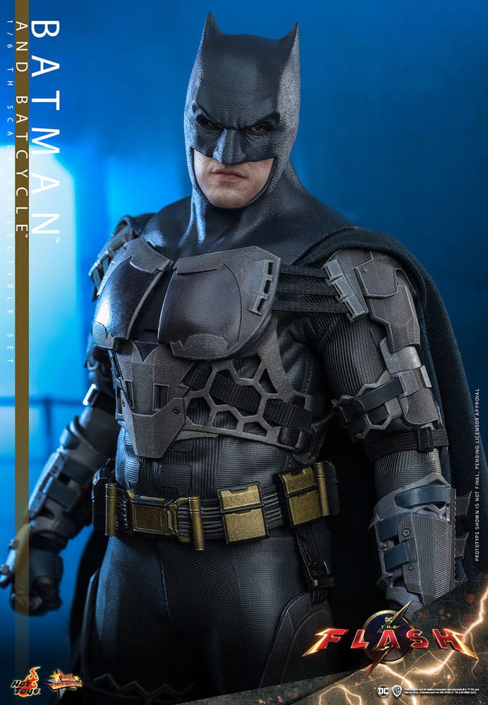 The Flash Movie Masterpiece Actionfigur mit Fahrzeug 1/6 Batman & Batcycle Set 30 cm