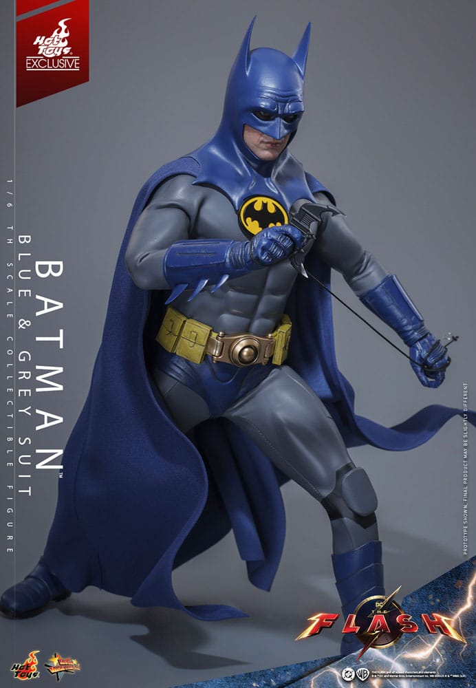 The Flash Movie Masterpiece Actionfigur 1/6 Batman (Blue & Grey Suit) Limited Edition Hot Toys Exclusive 30 cm