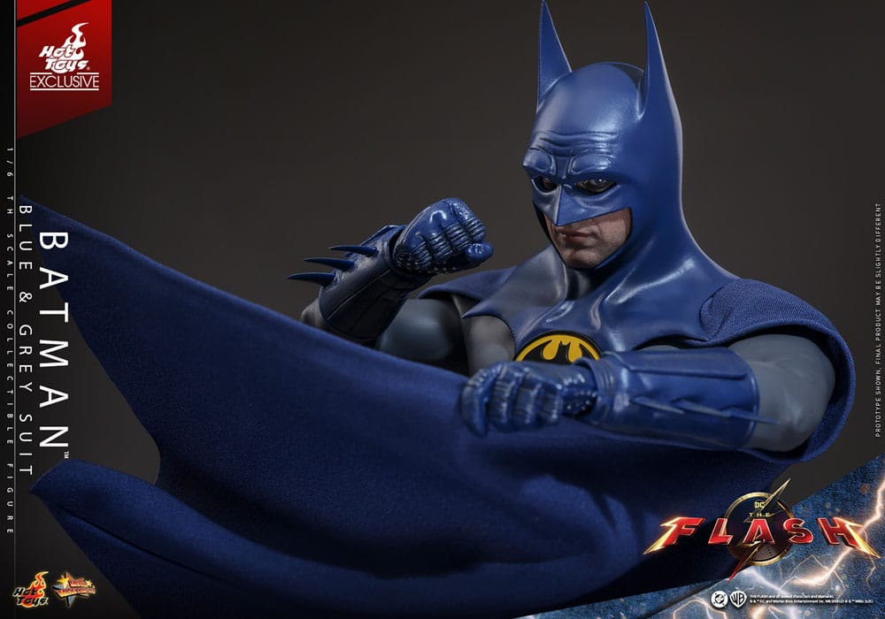 The Flash Movie Masterpiece Actionfigur 1/6 Batman (Blue & Grey Suit) Limited Edition Hot Toys Exclusive 30 cm