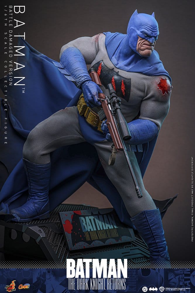Batman: The Dark Knight Returns Comic Masterpiece Actionfigur 1/6 Batman (Battle Damaged Version) 32 cm
