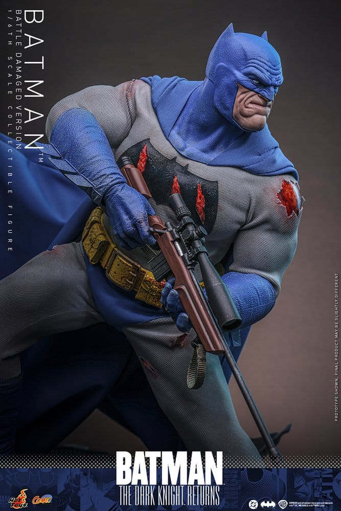 Batman: The Dark Knight Returns Comic Masterpiece Actionfigur 1/6 Batman (Battle Damaged Version) 32 cm