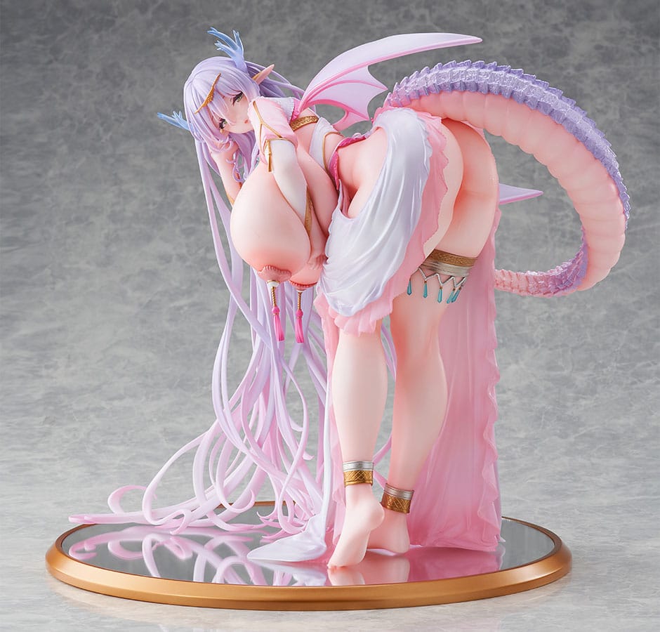 The Tall, Big-Breasted Dragon Who Doesn´t Know Anything About Naughty Things Statue 1/5 Ireina Fartagna 30 cm 