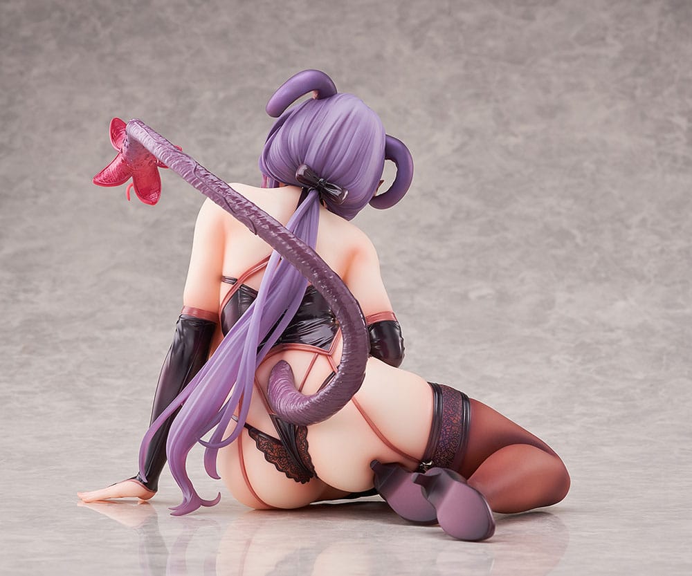 Succubus Homestay Statue 1/5 Sakuma Shiori 17 cm 