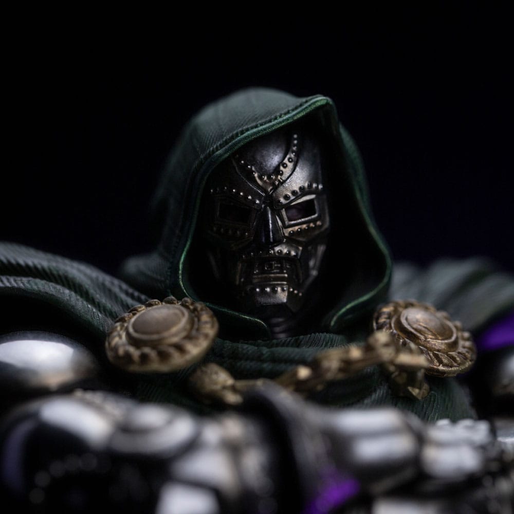 The Infinity Gauntlet Marvel Legends Diorama Art Scale Statue 1/10 Doctor Doom Deluxe Edition 42 cm