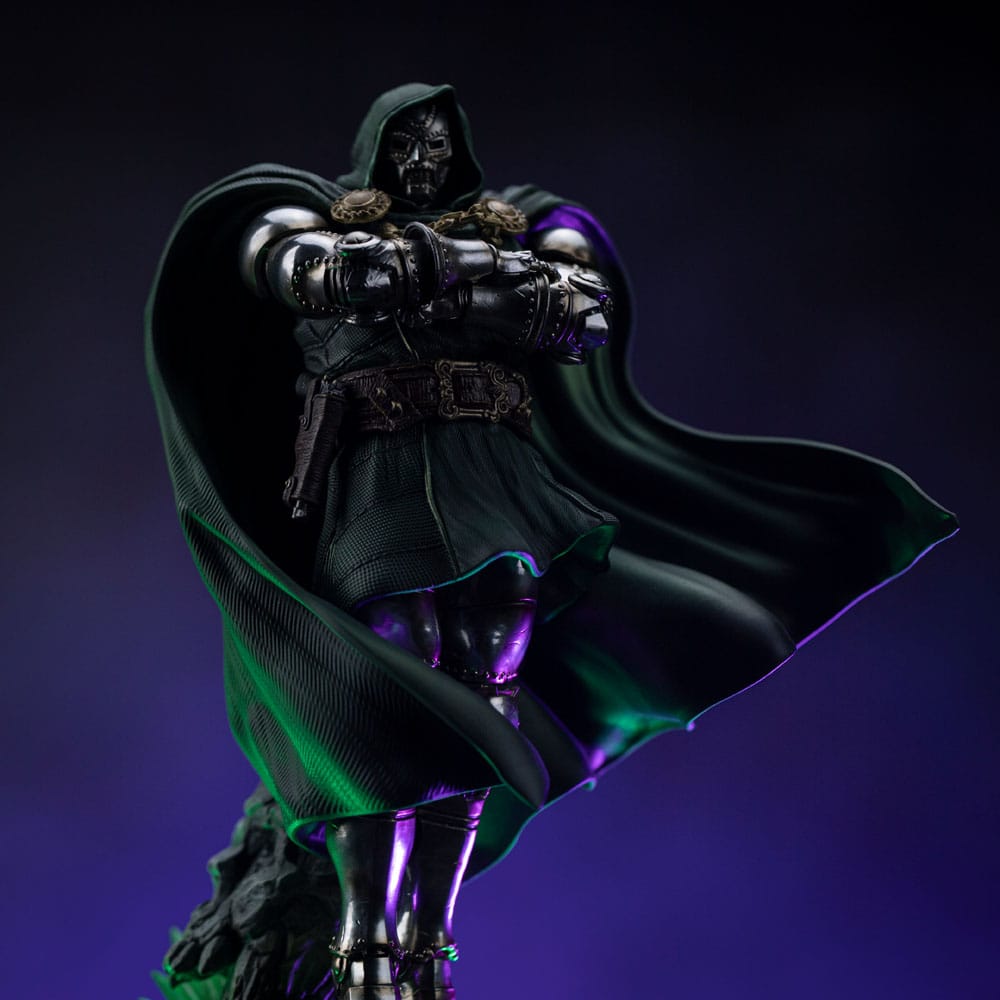The Infinity Gauntlet Marvel Legends Diorama Art Scale Statue 1/10 Doctor Doom Deluxe Edition 42 cm