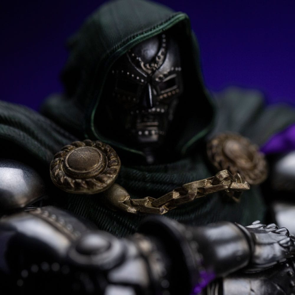 The Infinity Gauntlet Marvel Legends Diorama Art Scale Statue 1/10 Doctor Doom Deluxe Edition 42 cm