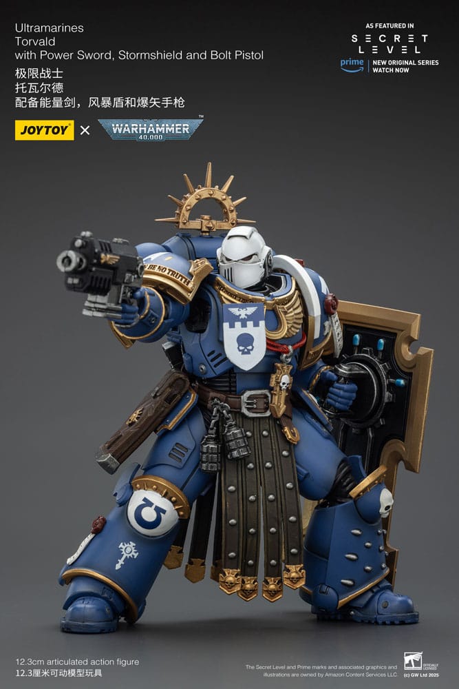 Warhammer 40,000 Actionfigur Ultramarines Torvald with Power Sword, Stormshield and Bolt Pistol 13 cm