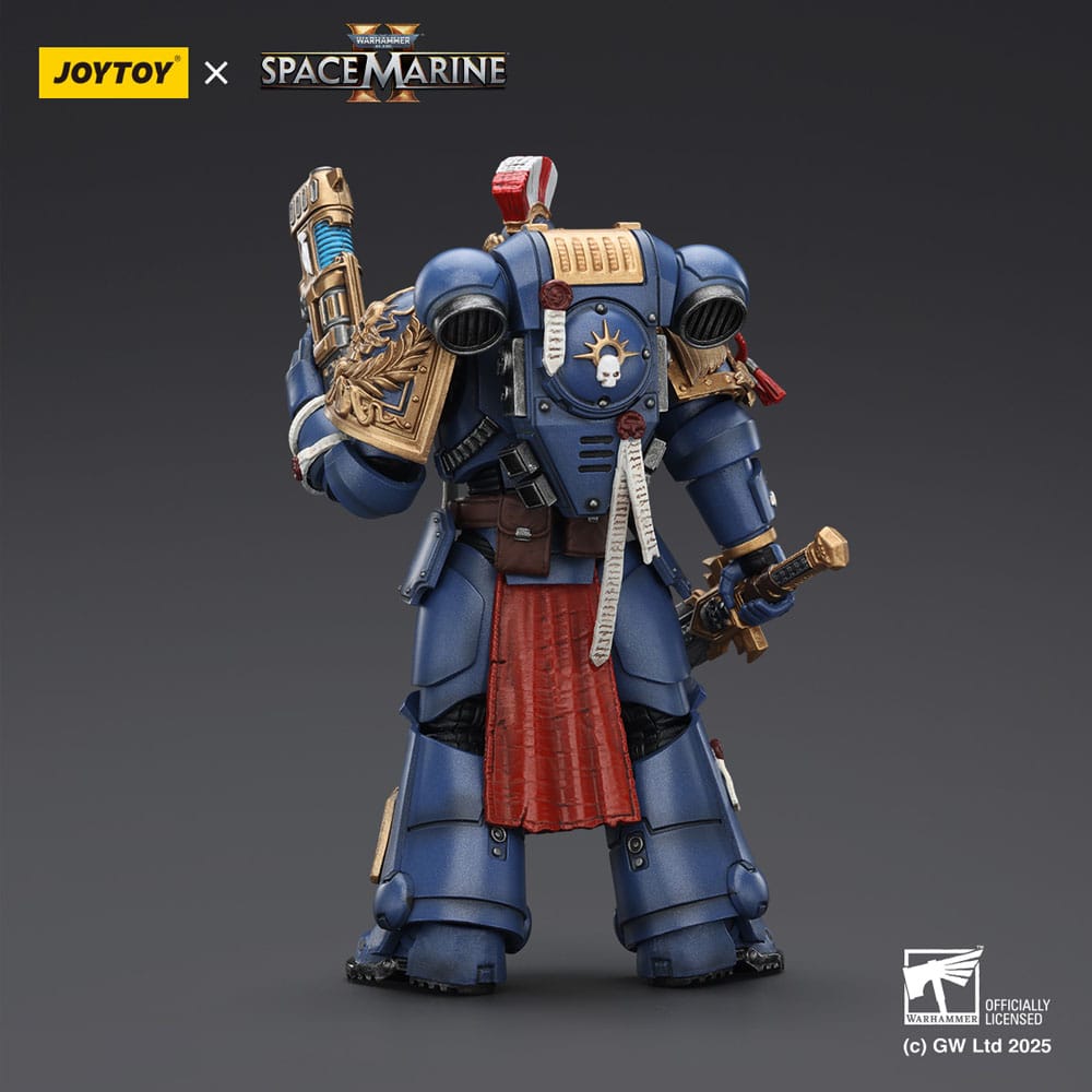 Warhammer 40,000: Space Marine 2 Actionfigur Ultramarines Relic Primus Armourwith Plasma Pistol and Combat Blade 13 cm