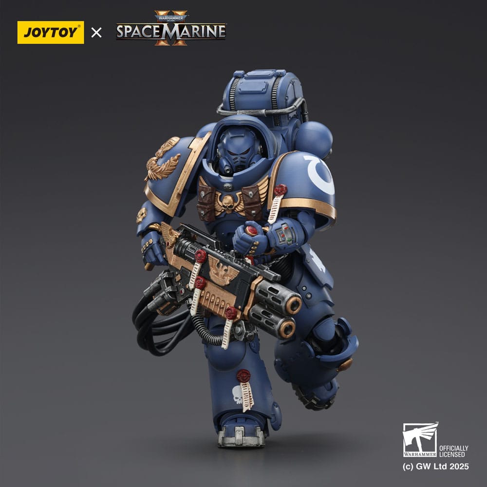 Warhammer 40,000: Space Marine 2 Actionfigur Ultramarines Heavy Artificer Armor with Relic Multi-Melta 13 cm