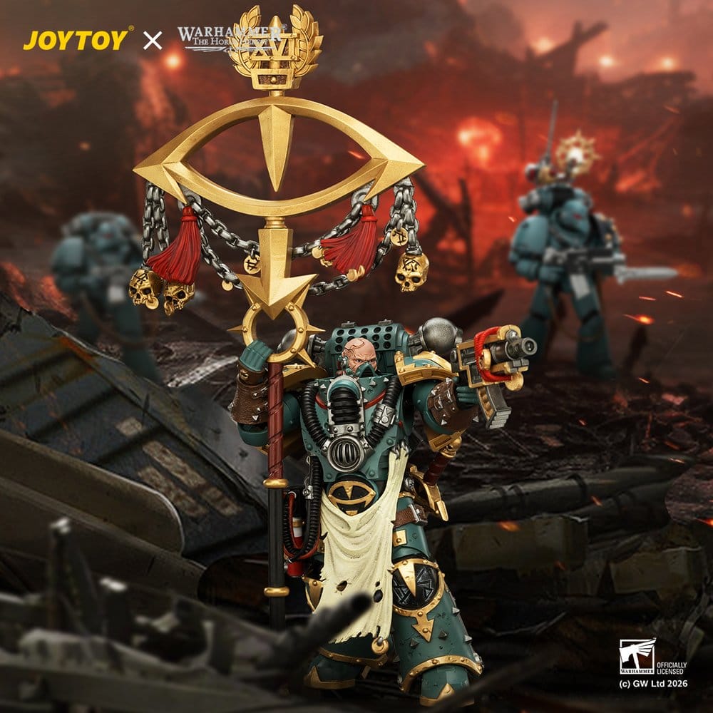 Warhammer Actionfigur Sons of Horus Maloghurst the Twisted, the Warmaster's Equerry 13 cm