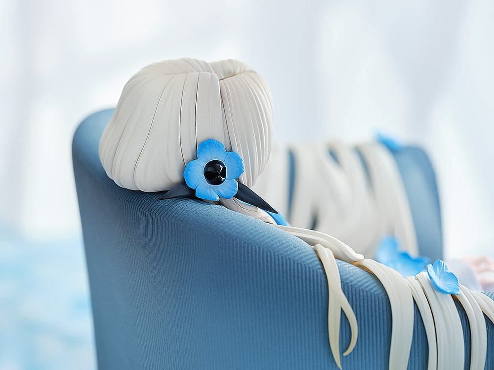 Isekaijoucho PVC Statue 1/7 Universal Body Nemophila 16 cm   