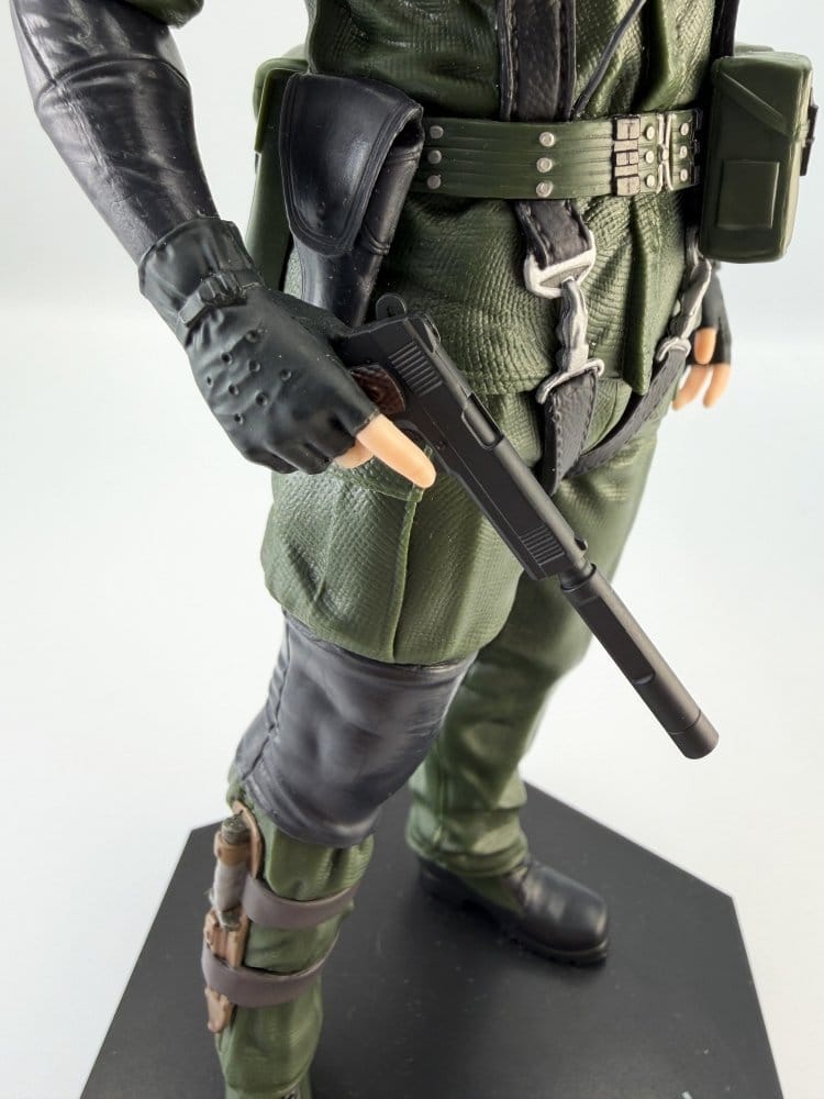 Metal Gear Solid: Snake Eater PVC Figur Naked Snake 20 cm        