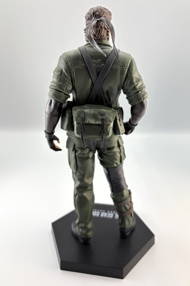 Metal Gear Solid: Snake Eater PVC Figur Naked Snake 20 cm        
