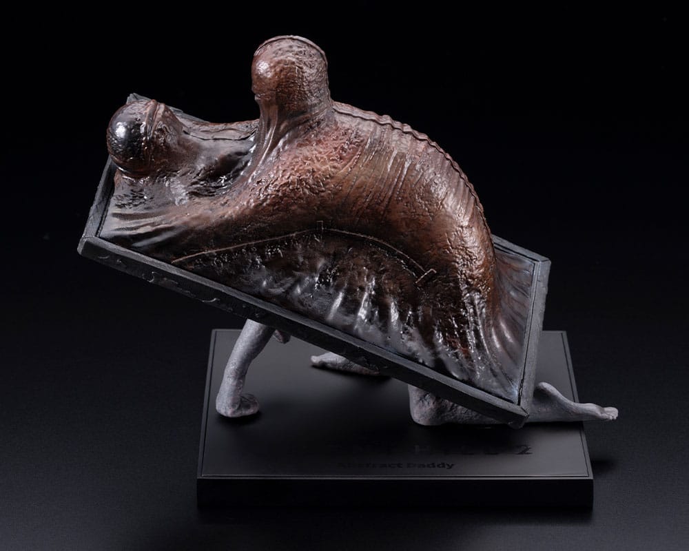 Silent Hill 2 Oshi Works Statue Abstract Daddy 15 cm         