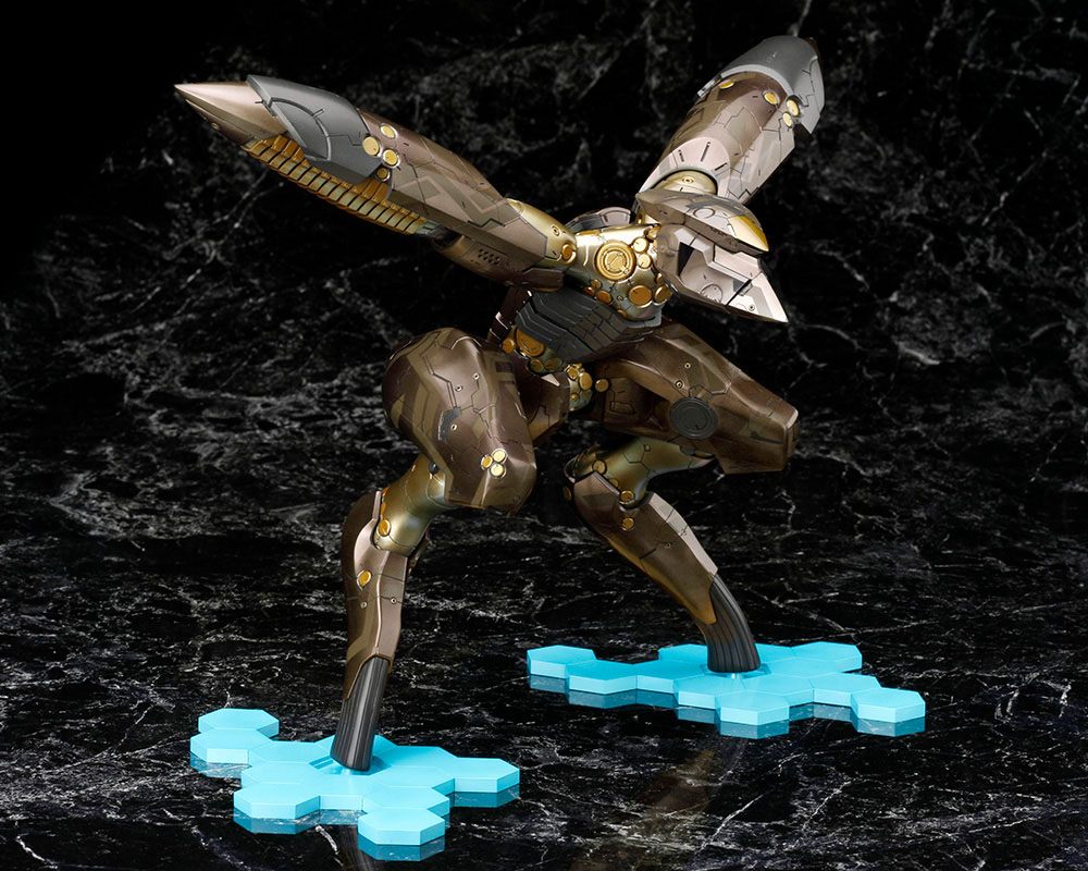 Metal Gear Solid 4 Plastic Model Kit 1/100 Metal Gear Ray 21 cm 