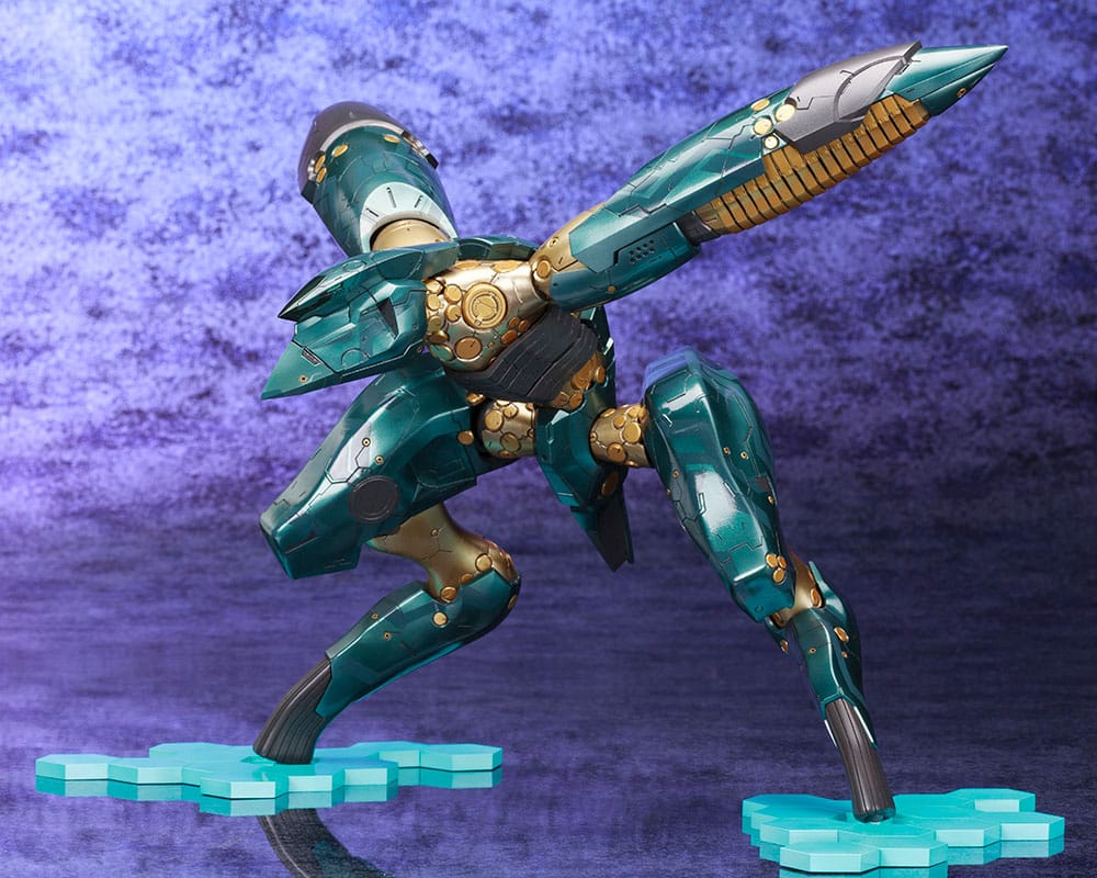 Metal Gear Solid 4 Plastic Model Kit 1/100 Metal Gear Ray 21 cm 